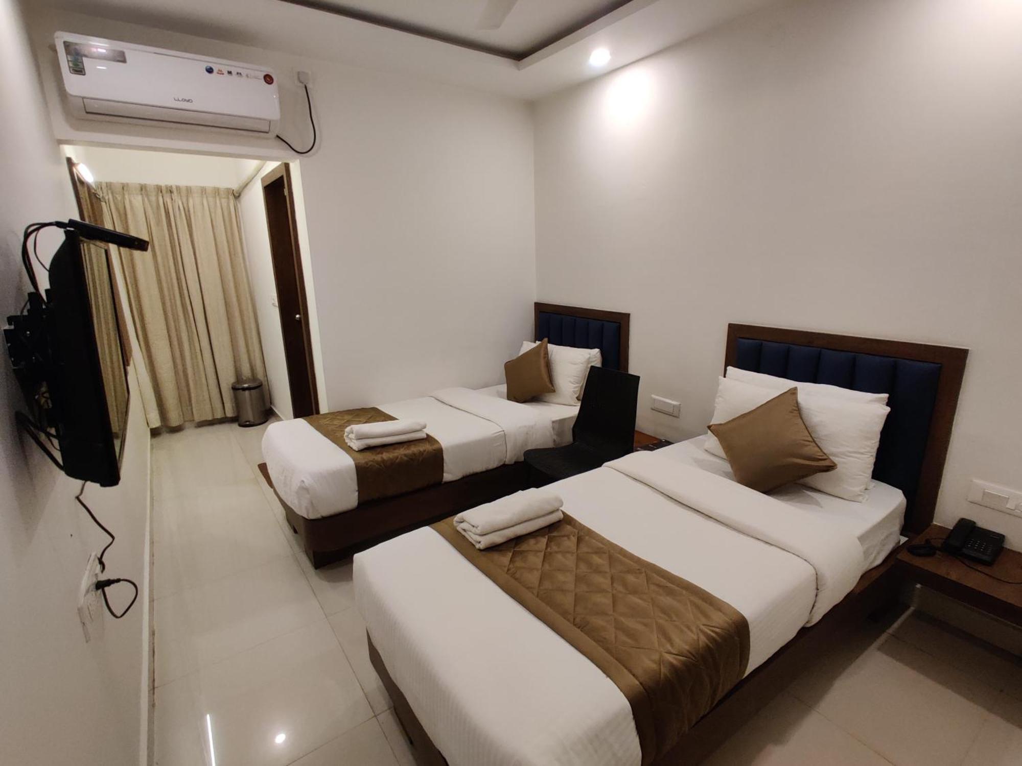 Hotel Airport Regency Devanahalli Zewnętrze zdjęcie