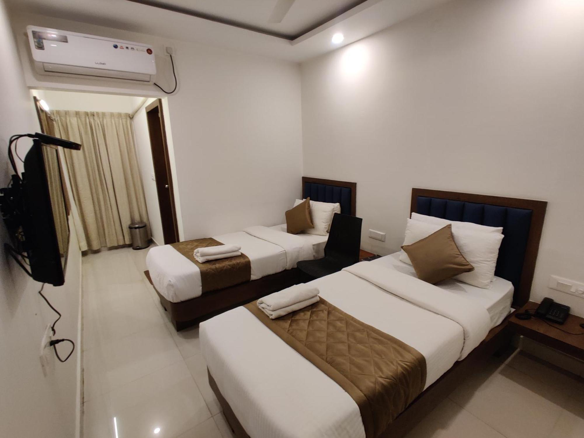 Hotel Airport Regency Devanahalli Zewnętrze zdjęcie